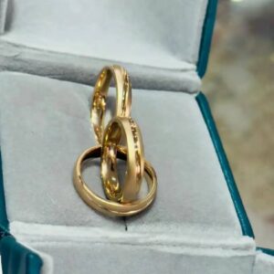 wedding rings set ( A pair )